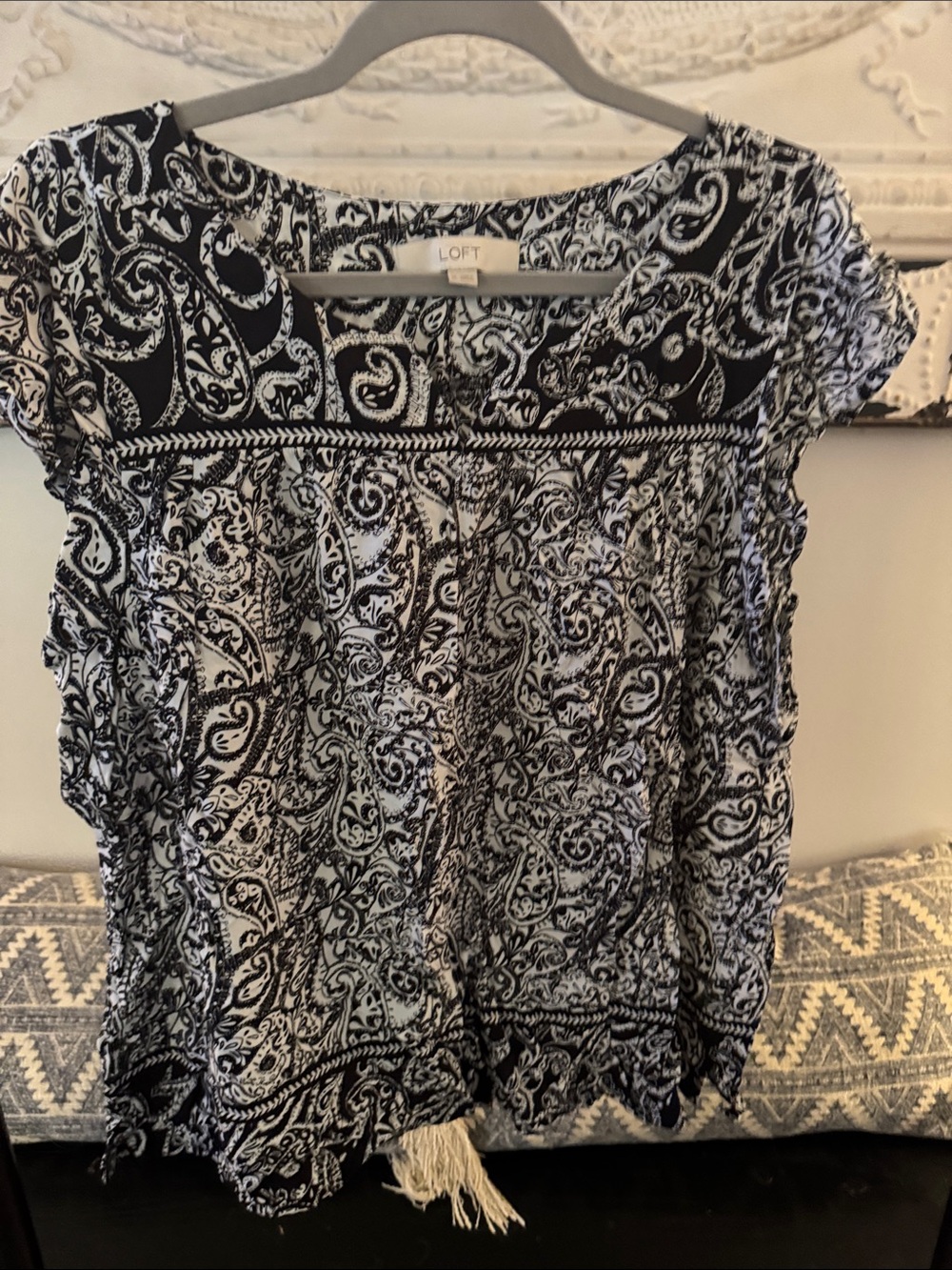 LOFT Black & White Paisley Cap Sleeve Blouse